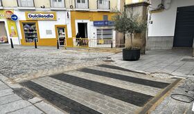 El lunes comienzan las obras de mejora en los pasos de peatones de la calle Cava en Mrida