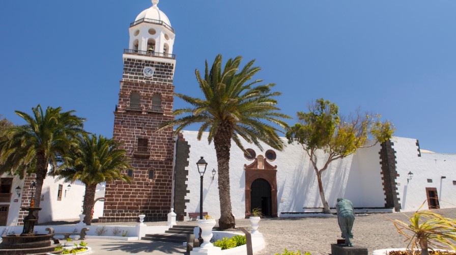 Lanzarote: viaja al verano en pleno enero